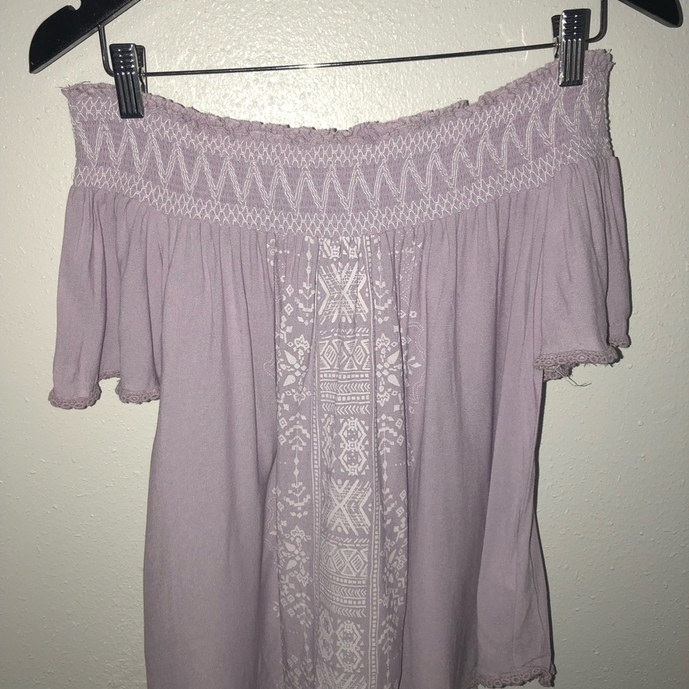 Off the shoulder tribal floral pattern flowy top